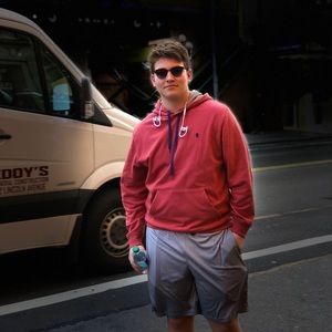 Meet your Posher, Garrett